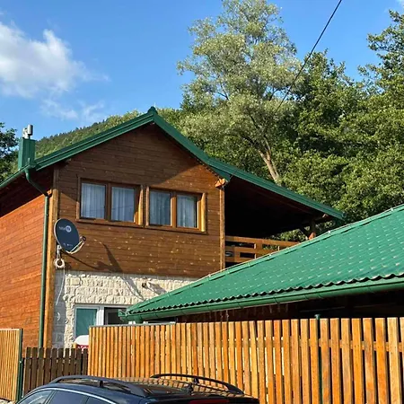 Apartamento Guzijan Seosko Domacinstvo Sipovo