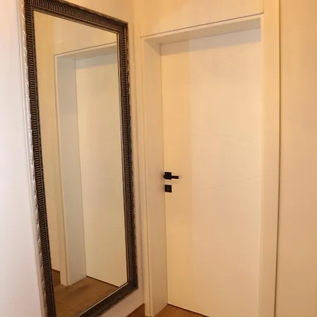 Guzijan Seosko Domacinstvo * Sipovo