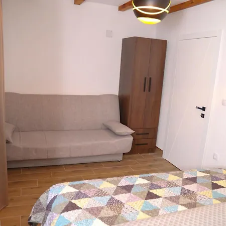 Apartamento Guzijan Seosko Domacinstvo Sipovo